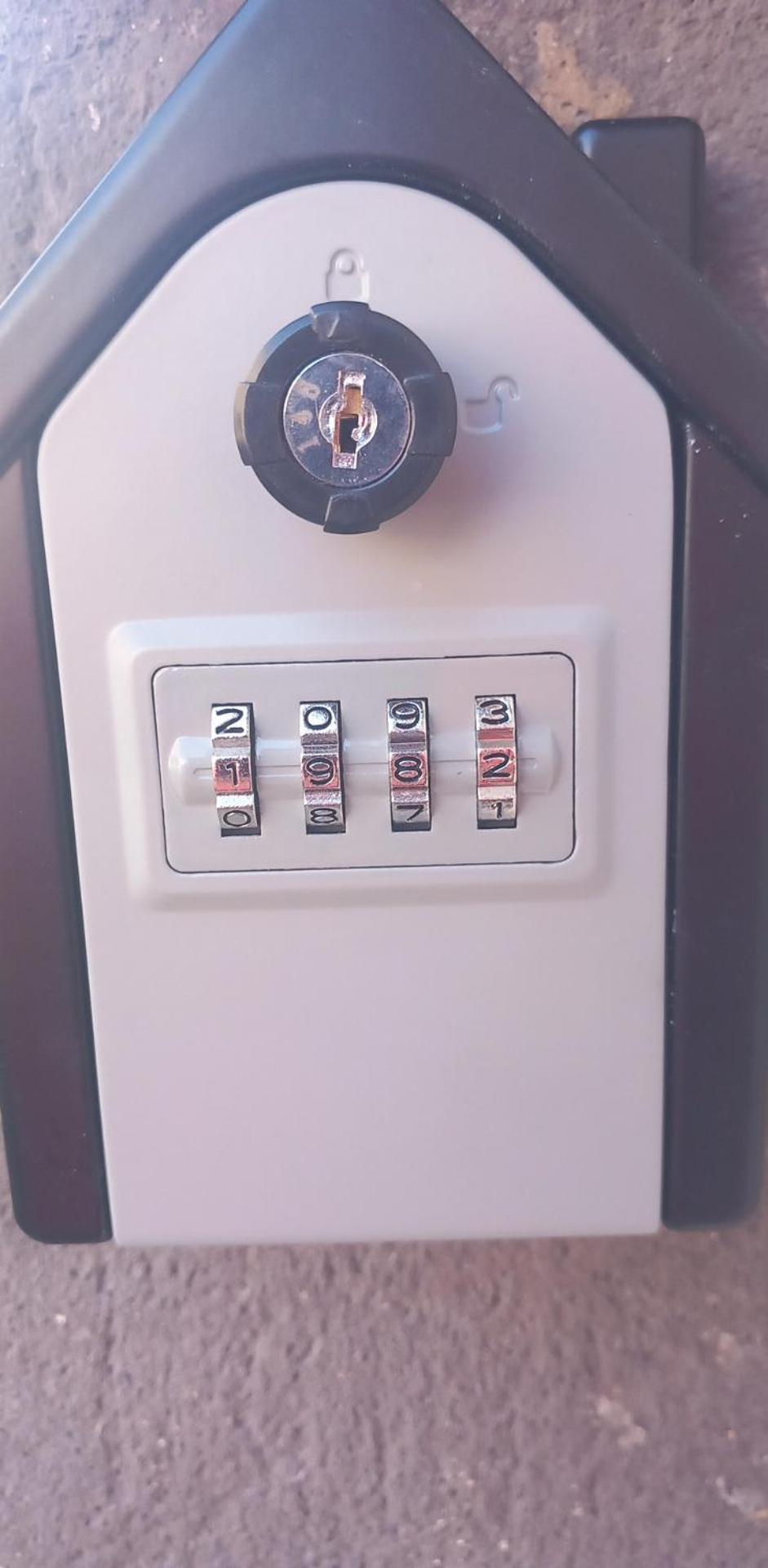 Vintage ,La Capsule Temporelle Wifi Draps Parking Publique Gratuit Daire Thiers Dış mekan fotoğraf